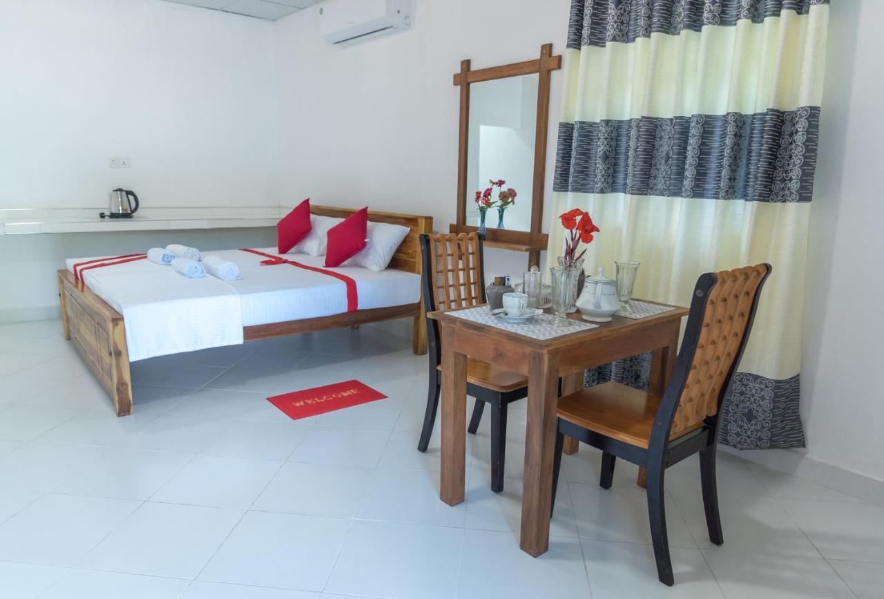 Autumn Home Stay Dambulla Buitenkant foto