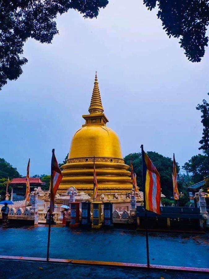 Autumn Home Stay Dambulla Buitenkant foto